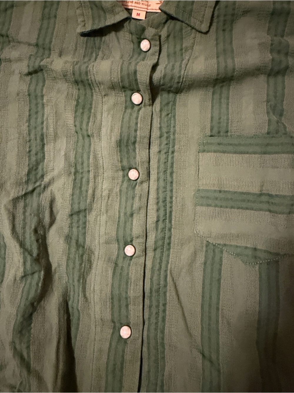 Green Short-Sleeve Button Front Women's Top - Picture 6 of 10